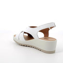 Sandali con zeppa in pelle da donna