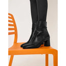 Stivaletto in pelle con cinturino