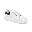 Sneaker in pelle traforata