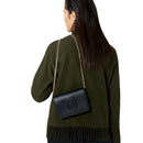 Clutch gusset