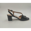 Sandalo con tacco in pelle