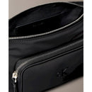 Calvin klein borsa da spalla morbida in satin e nylon