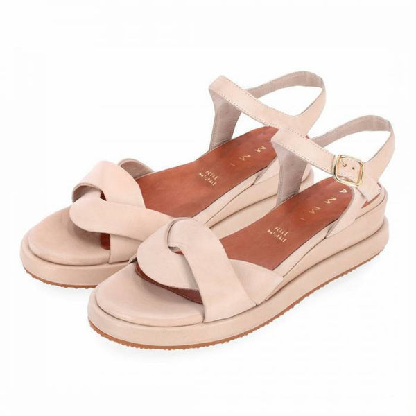 Sandalo con zeppa in pelle