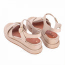 Sandalo con zeppa in pelle