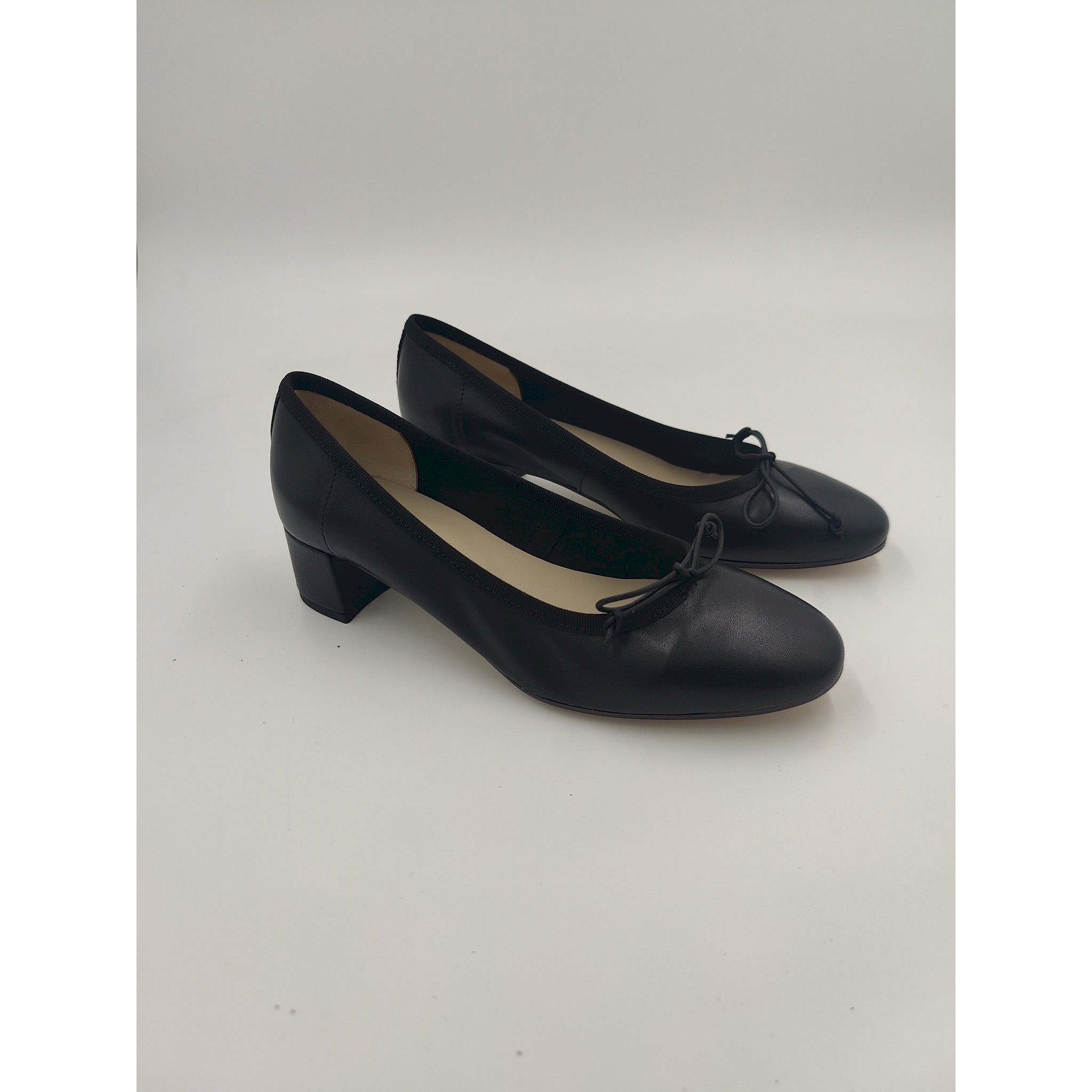 Ballerina con tacco in pelle