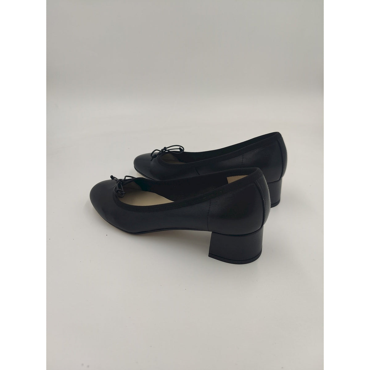 Ballerina con tacco in pelle