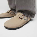 Boston rivet taupe, suede leather