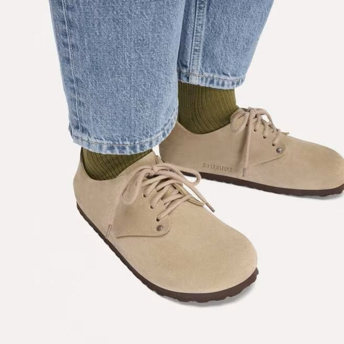 Maine s taupe, suede leather