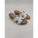 Ciabatta con tacco in pelle con fascia