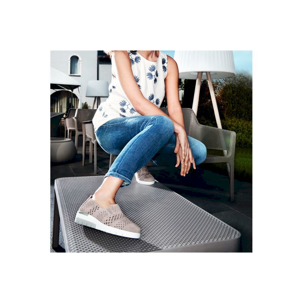 Slip on tafa con tomaia forata