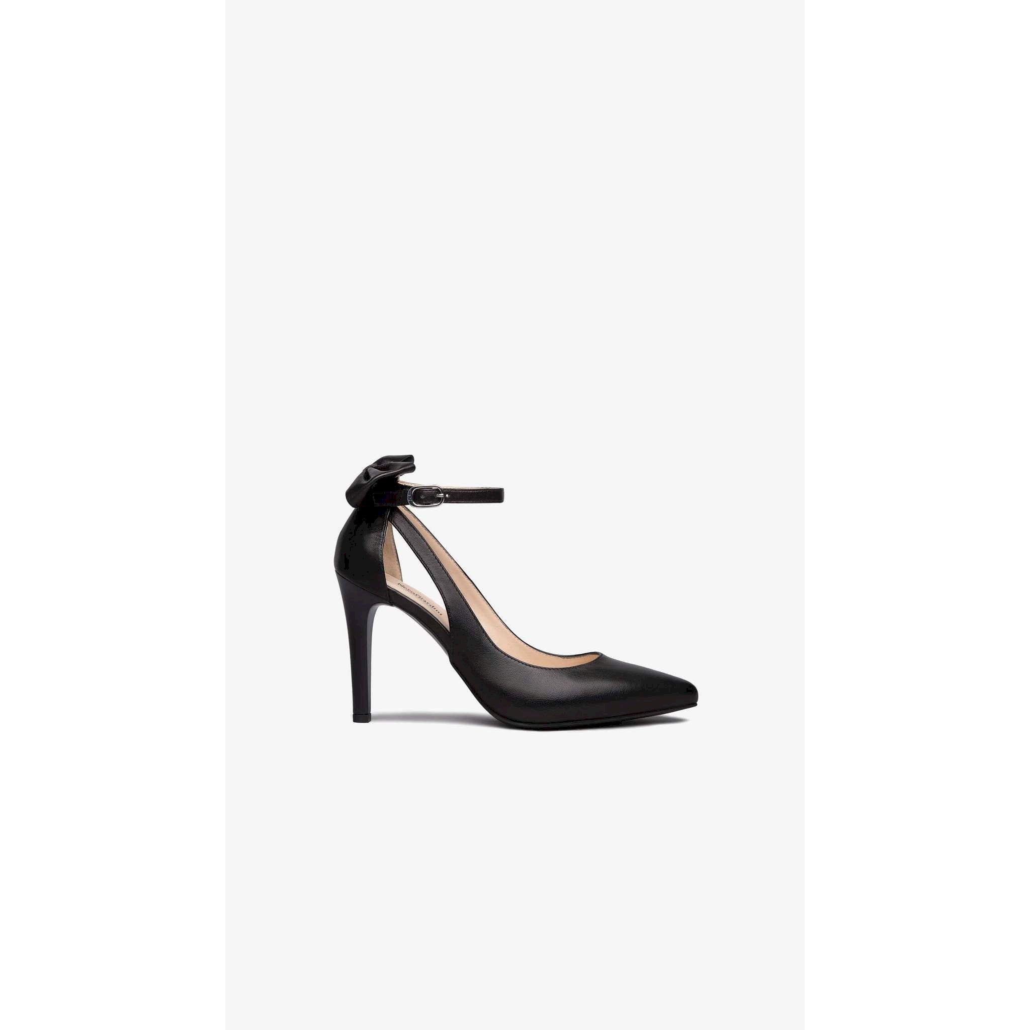 Decollete' donna in pelle