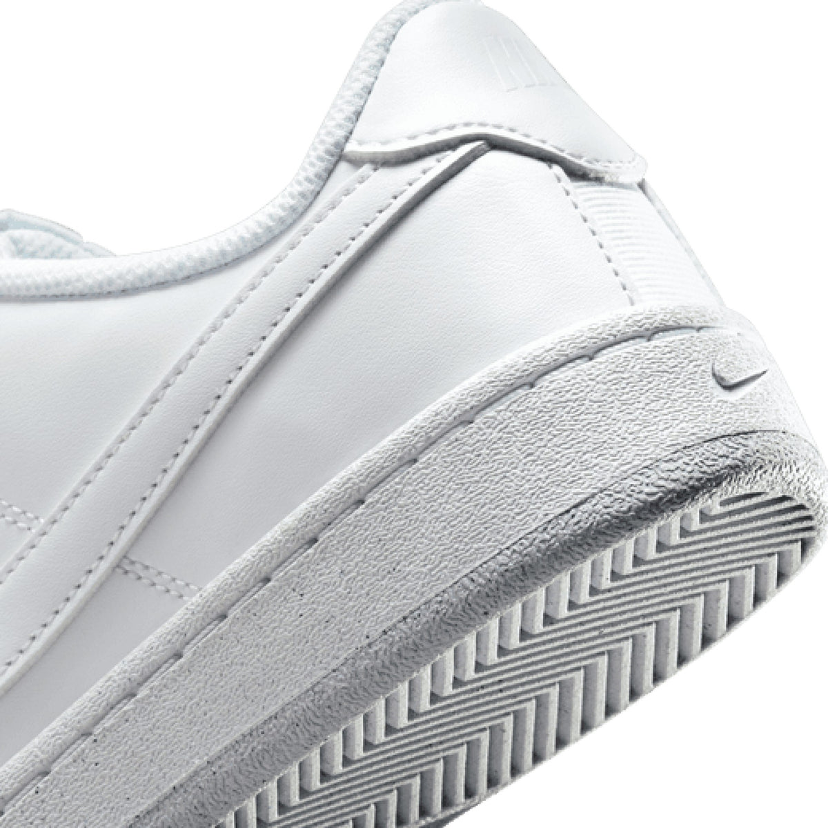 Wmns nike court royale 2 nn