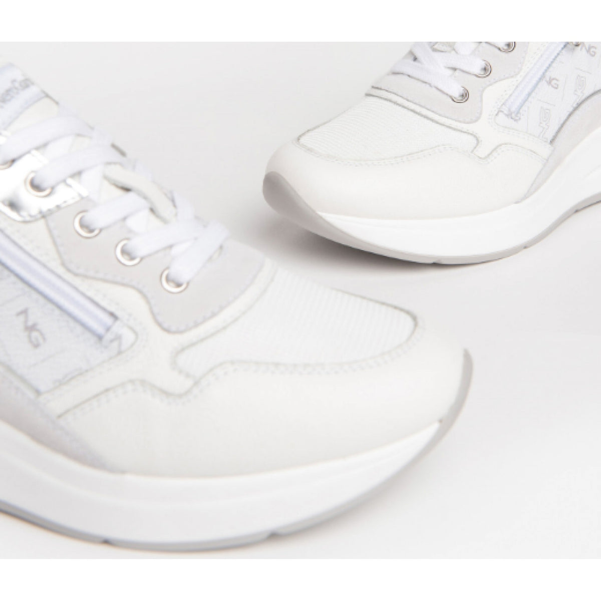 Sneakers donna in pelle e camoscio