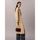 Calvin klein camera bag con elementi metallici con logo monogramma