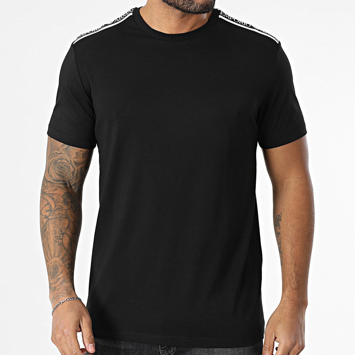 T shirt emporio armani banda logo sulla spalla