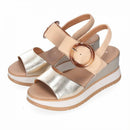 Sandalo con zeppa in pelle