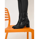 Stivaletto in pelle con cinturino