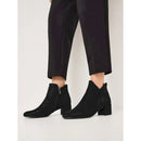 Stivaletto in camoscio con tacco