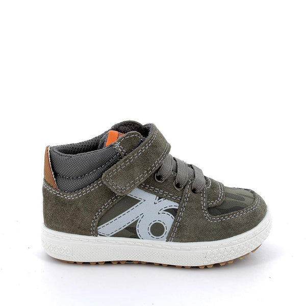 Sneakers da bambino verde militare-mimetico