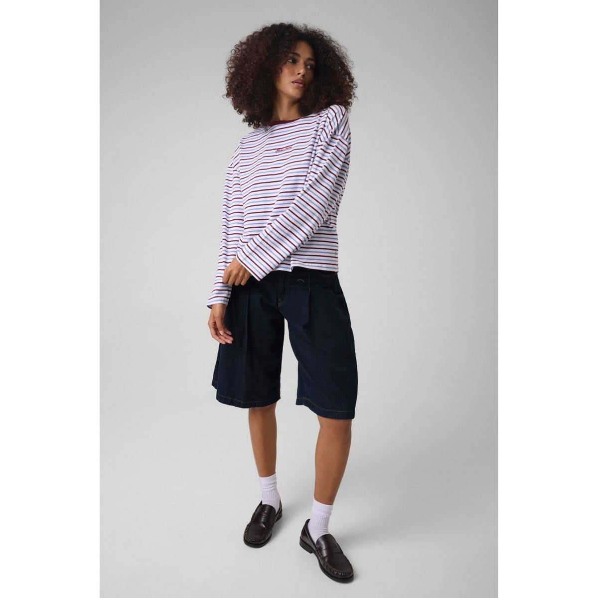 Guess - t shirt relaxed guess a righe