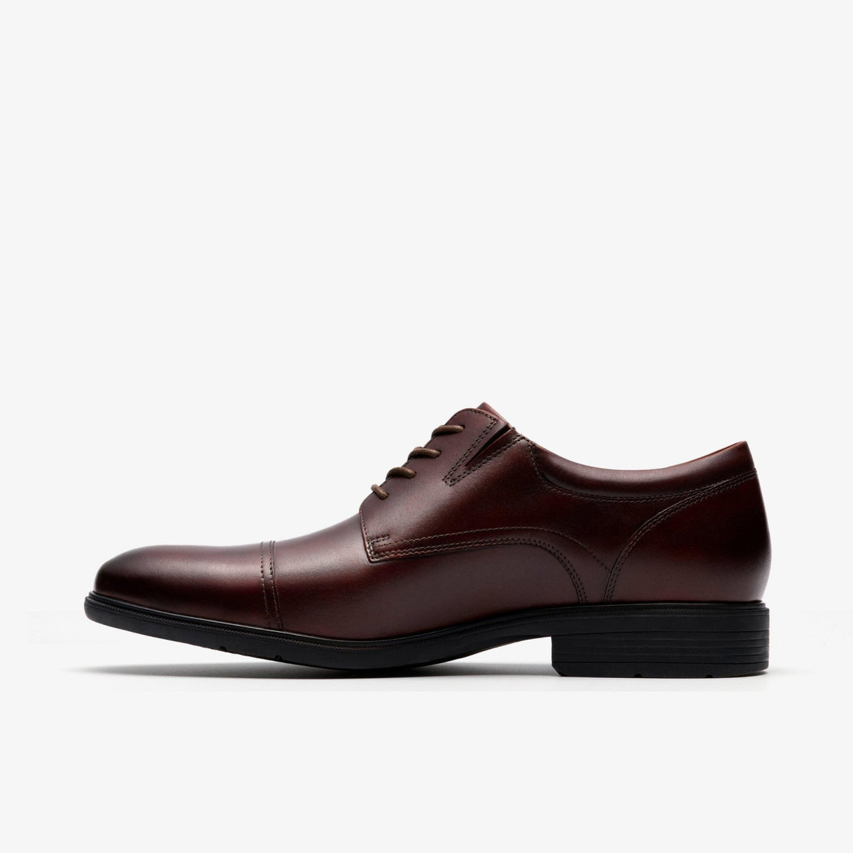 Steadwell cap clarks stringata