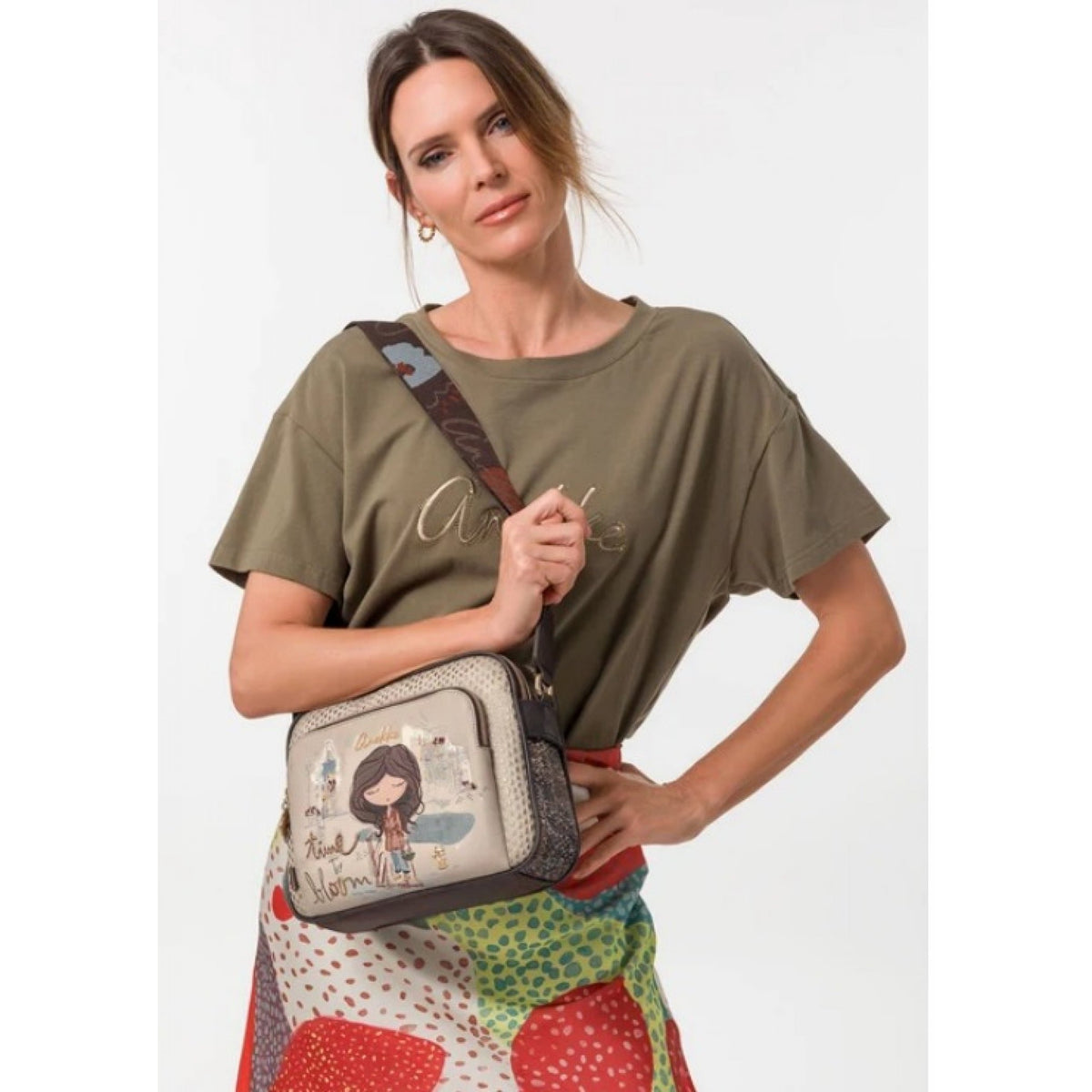 Anekke borsa a tracolla