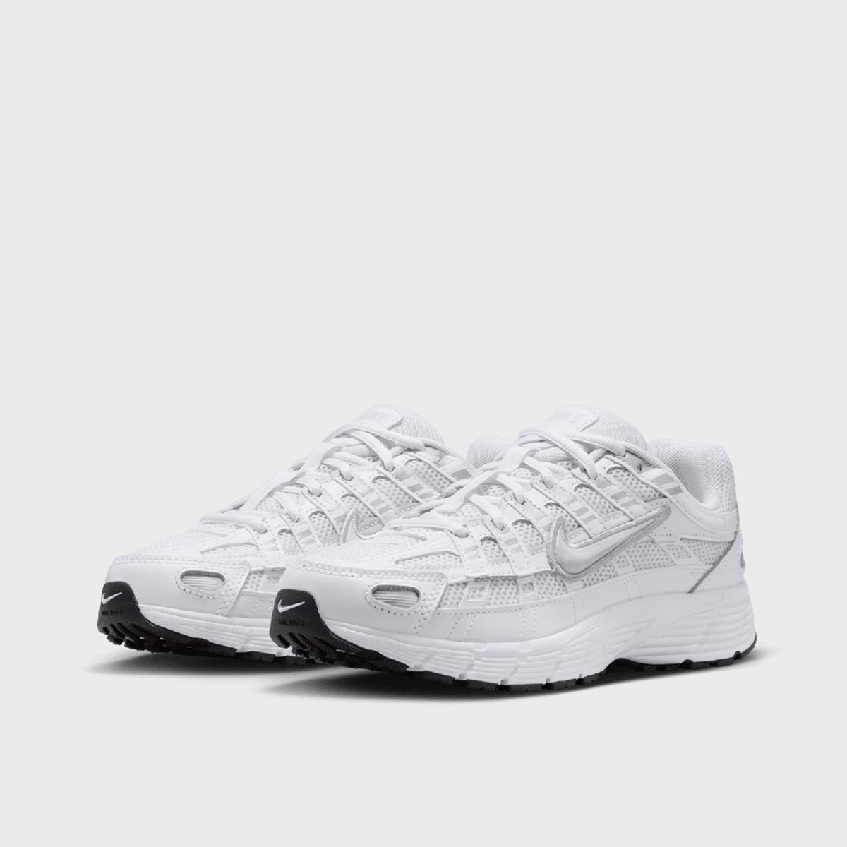 P 6000 nike bianco