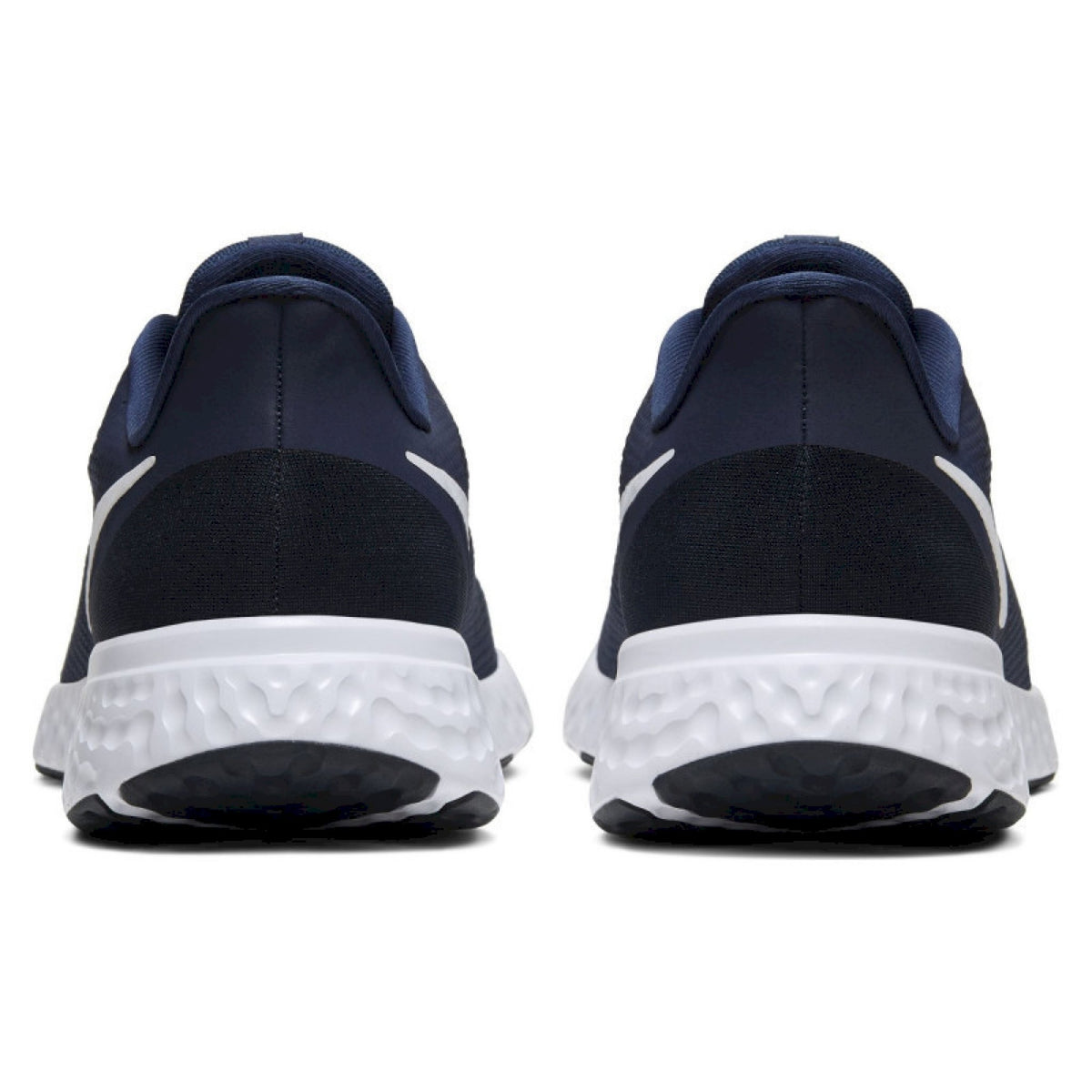 Nike revolution 5