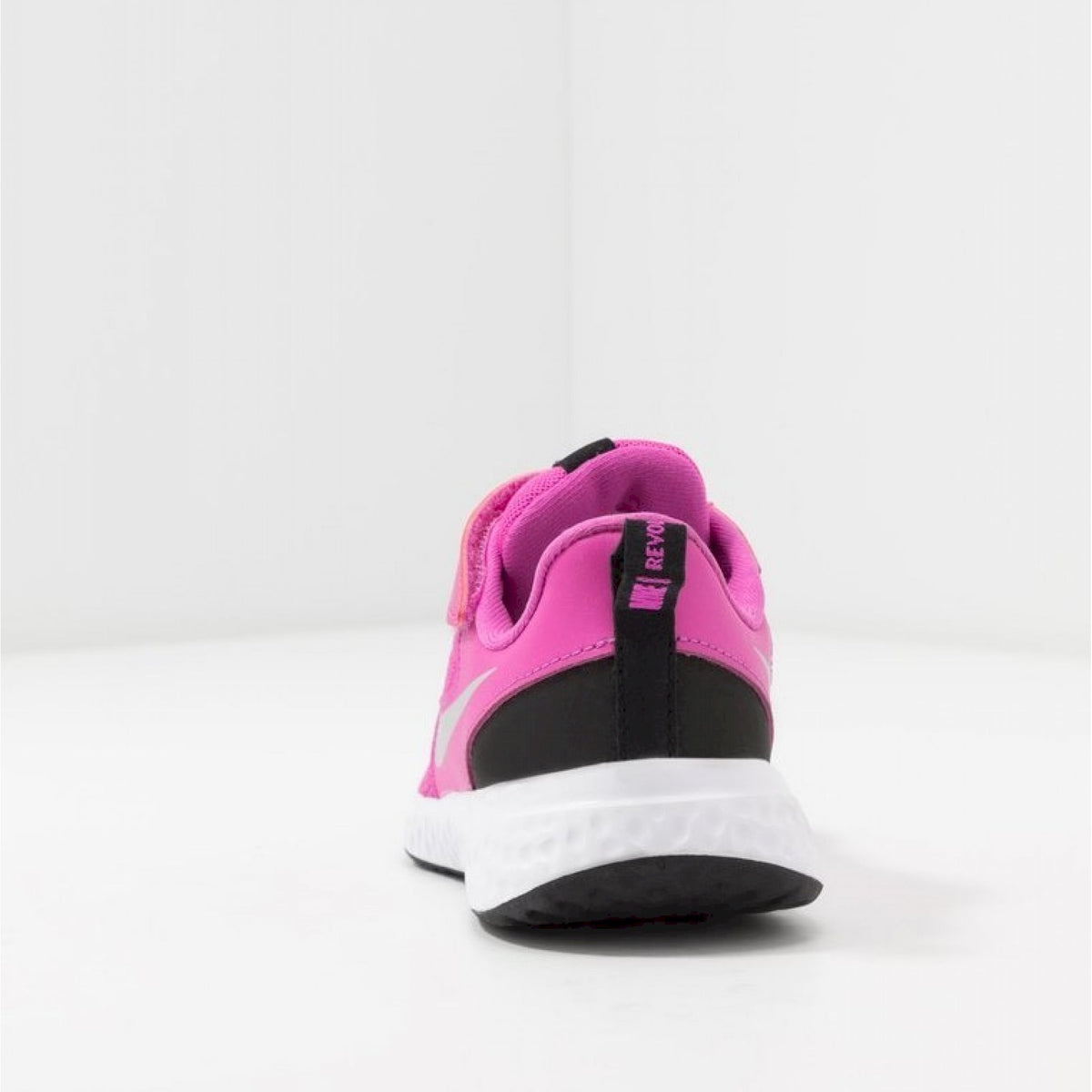Nike revolution 5 (psv)