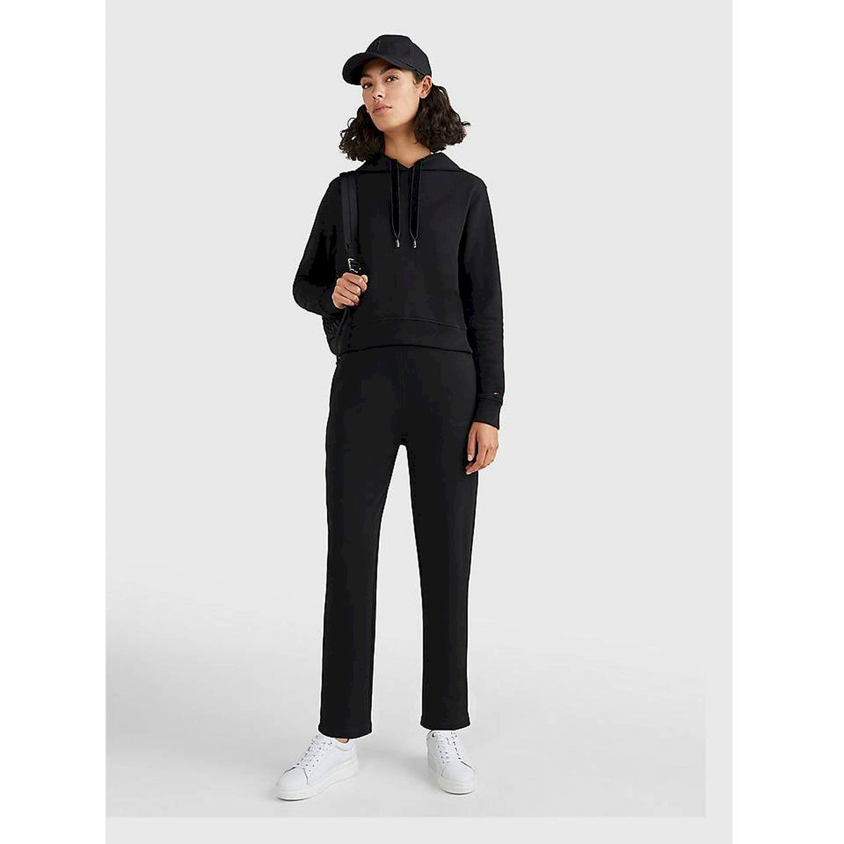 Th feminine elevated leather sneaker