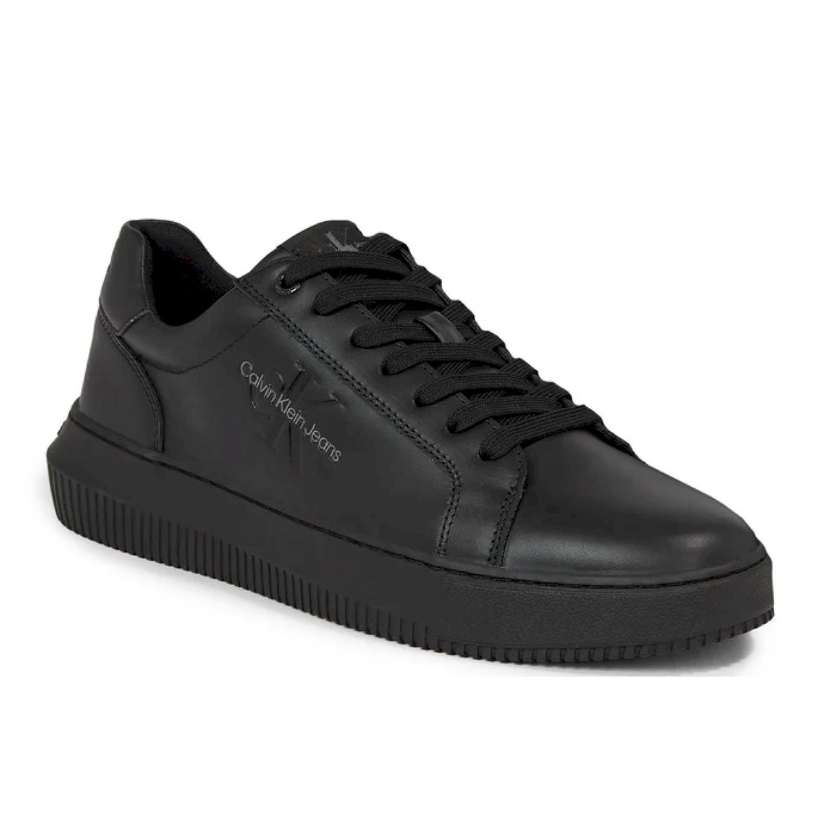 Chunky cupsole monologo