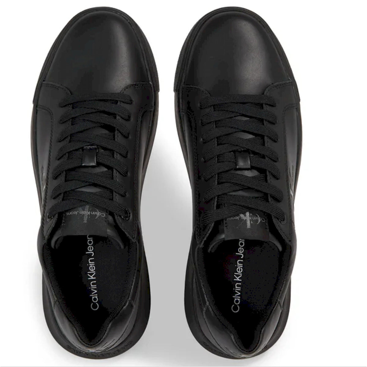 Chunky cupsole monologo