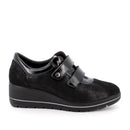 Scarpe con zeppa da donna nero laminato-nero