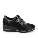 Scarpe con zeppa da donna nero laminato-nero