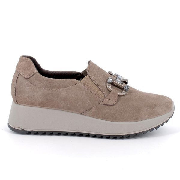 Slip on donna con zeppa in pelle fango