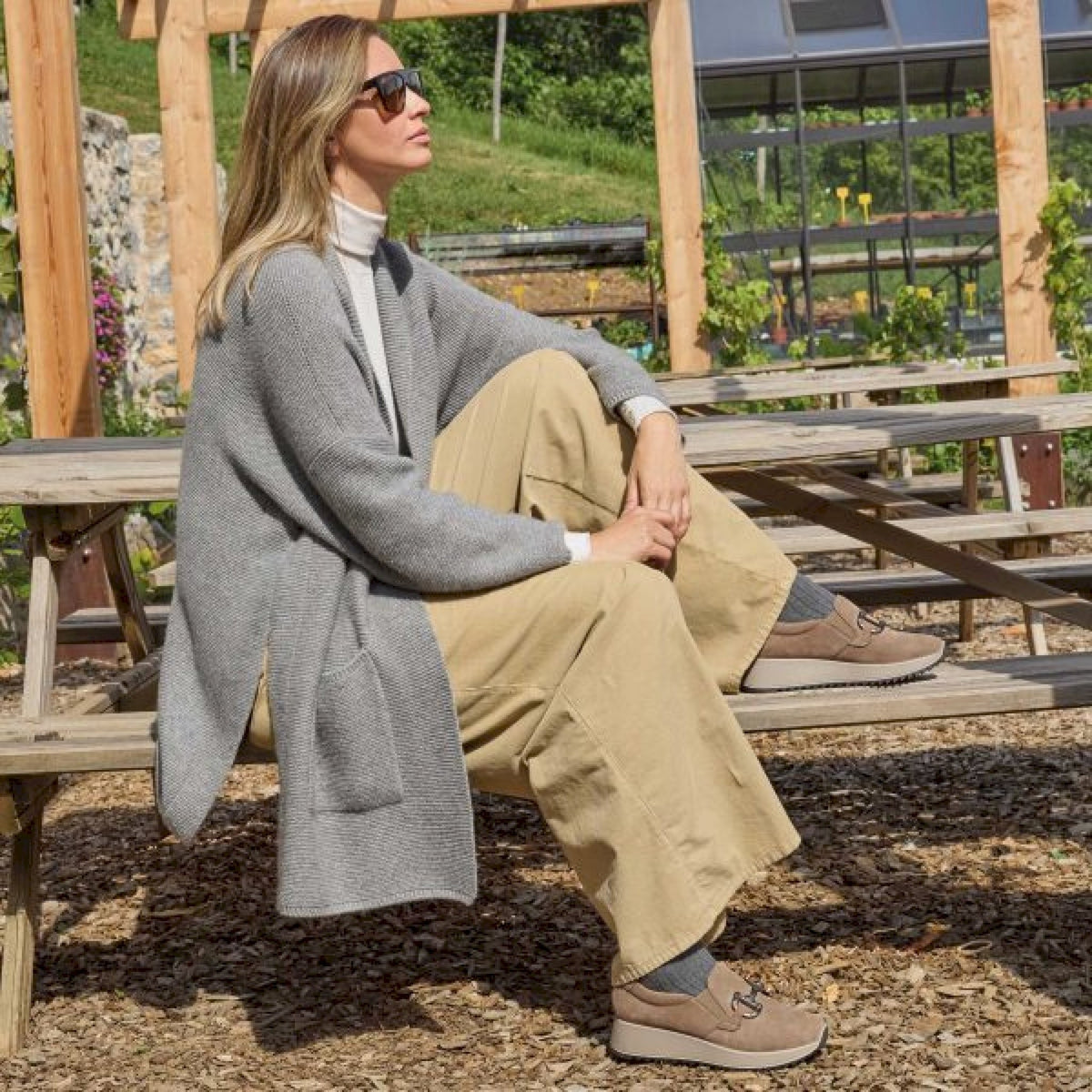 Slip on donna con zeppa in pelle fango