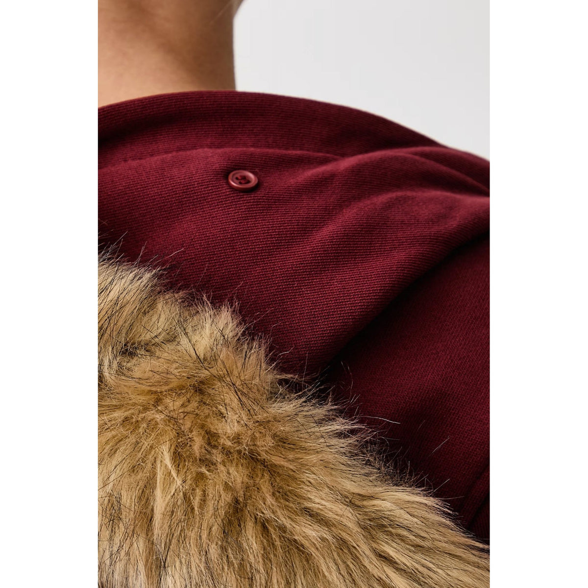 Guess - felpa con cappuccio guess in pelliccia sintetica