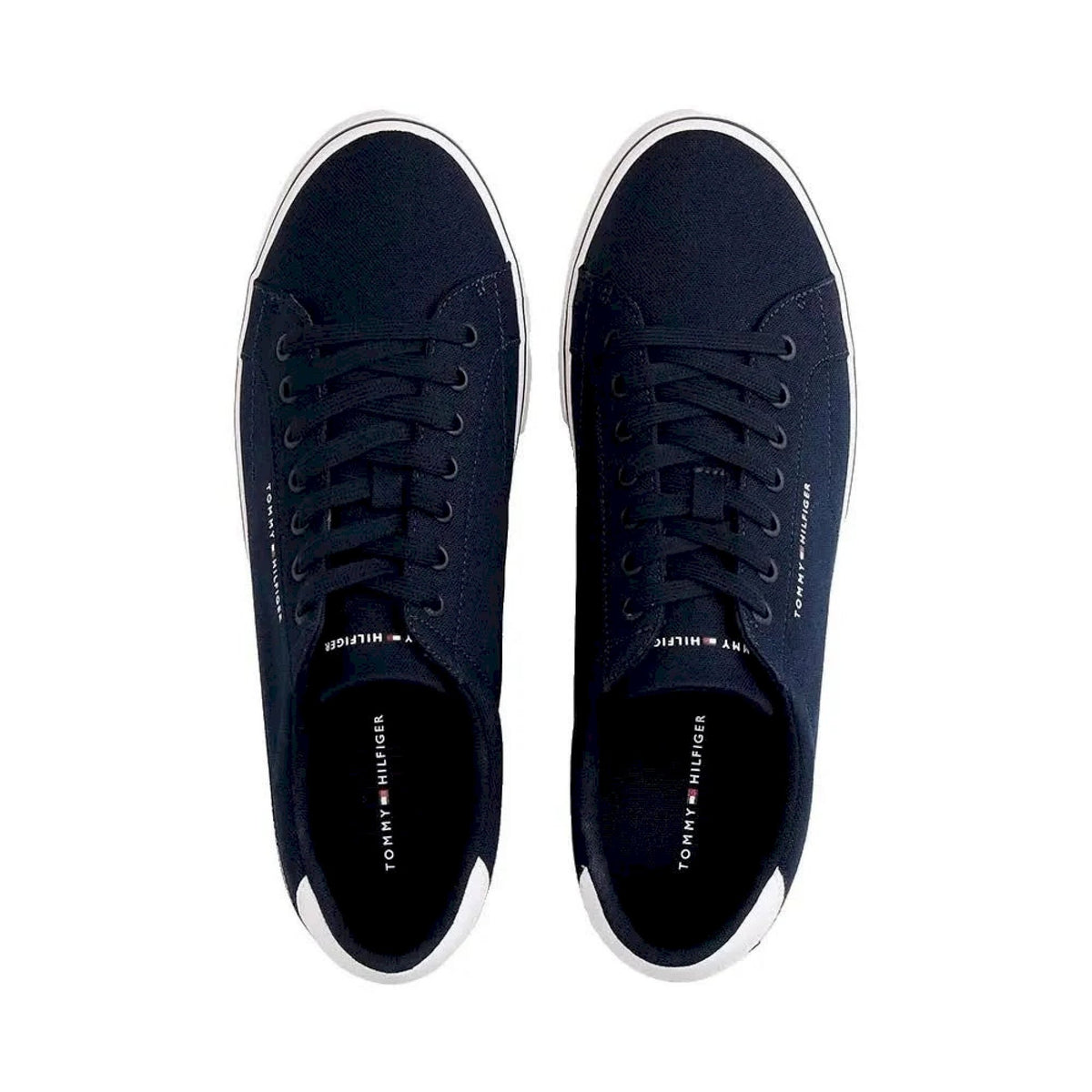 Sneakers in tela con logo in rilievo