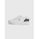 Th court sneaker