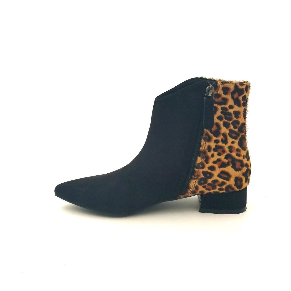 Stivaletto in camoscio c/animalier