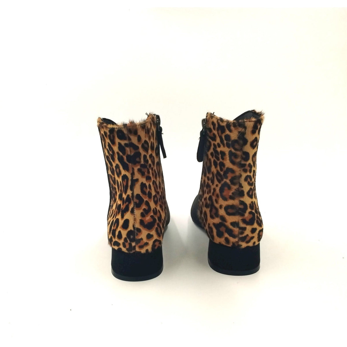 Stivaletto in camoscio c/animalier