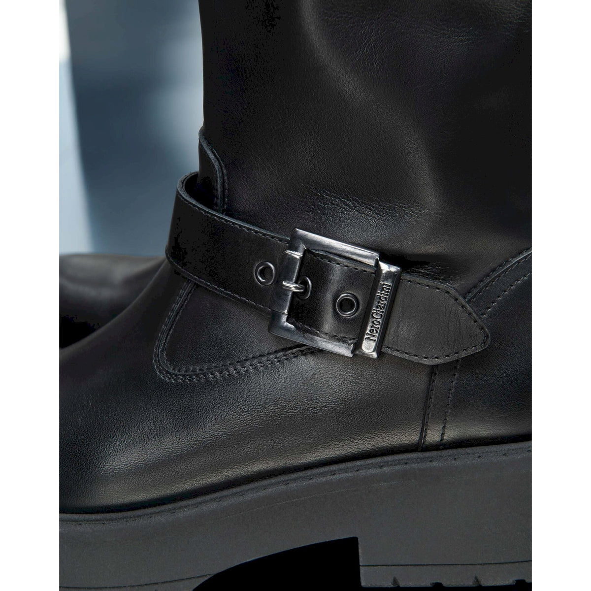 Stivali donna in pelle