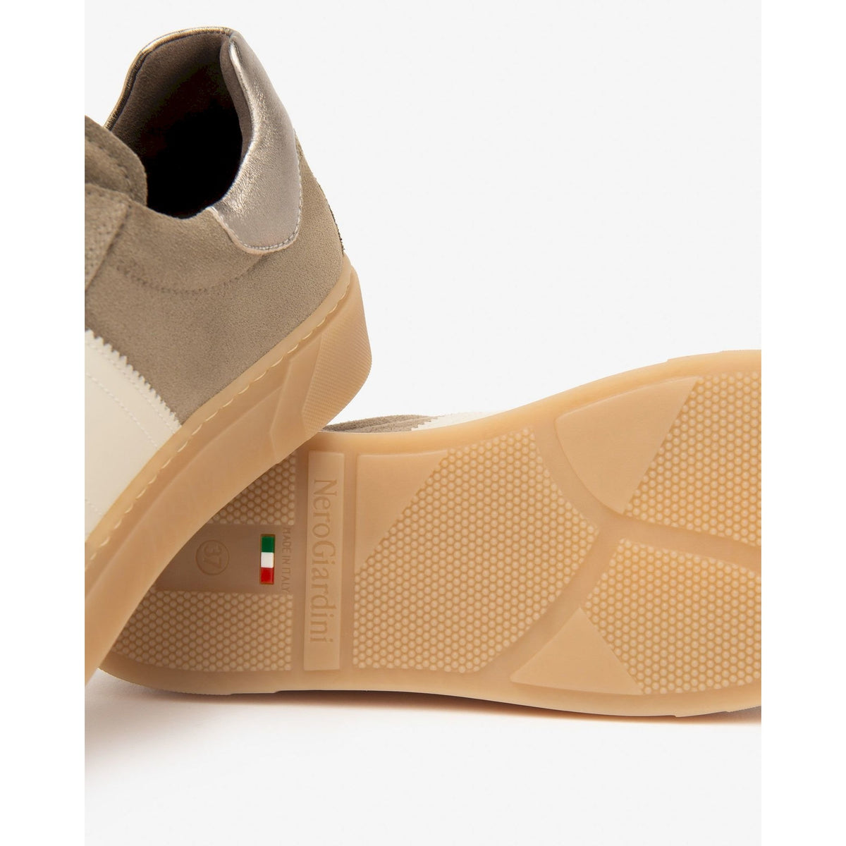 Sneakers donna in suede e pelle