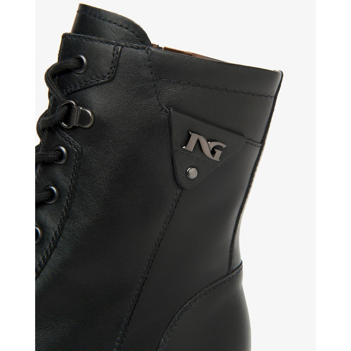 Anfibi donna in pelle