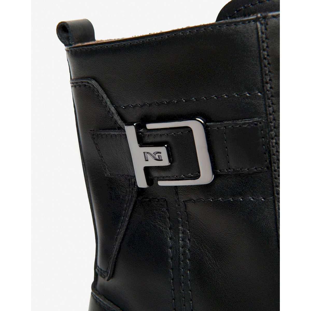 Anfibi donna in pelle