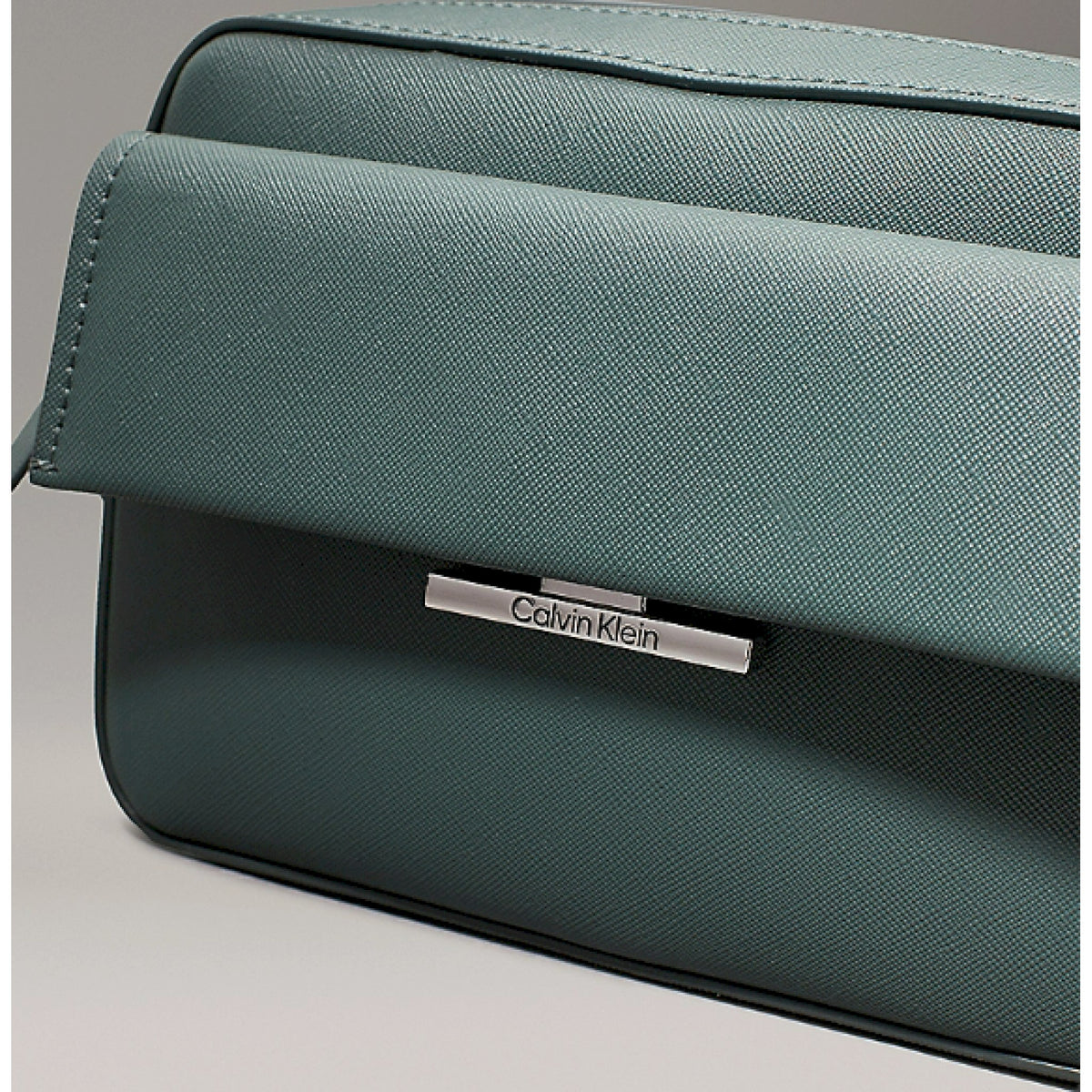 Calvin klein tracolla saffiano