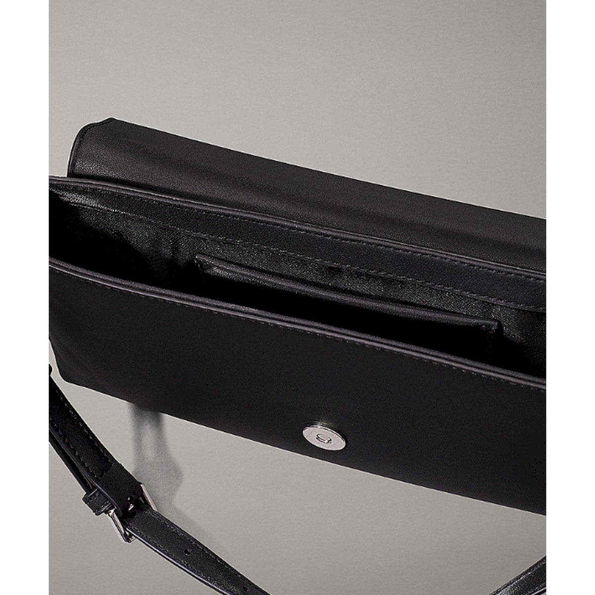 Calvin klein borsa a spalla trasformabile