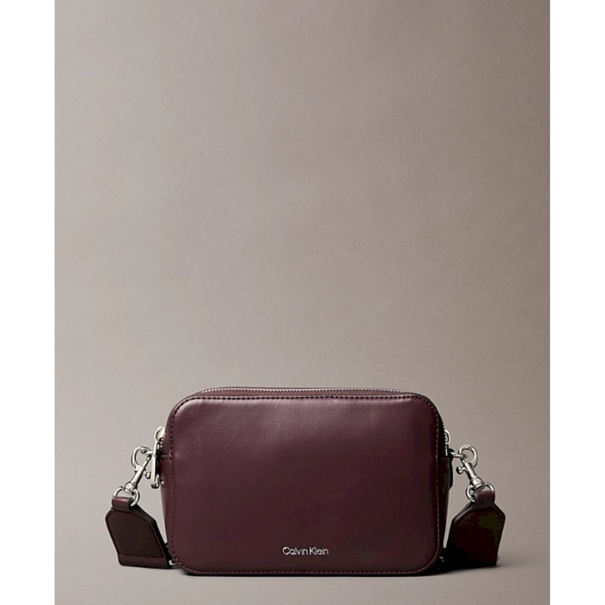 Calvin klein camera bag  a tracolla trasformabile con 2 cinghie