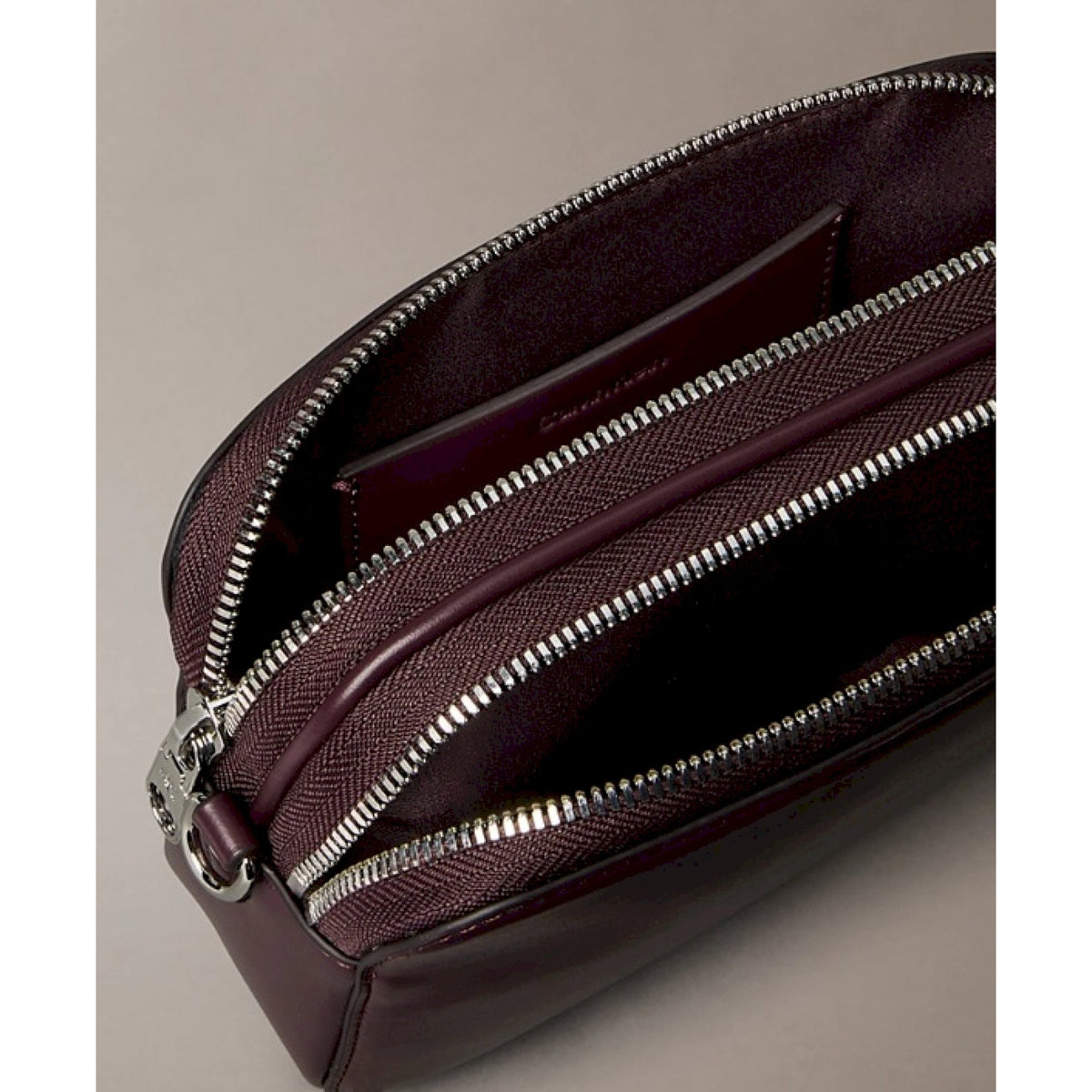 Calvin klein camera bag  a tracolla trasformabile con 2 cinghie