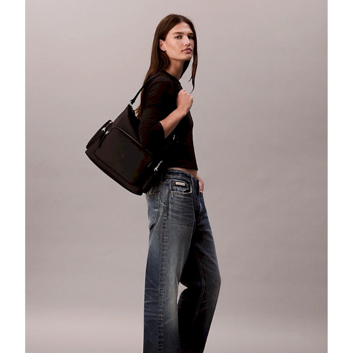 Calvin klein borsa in morbido misto nylon e satin
